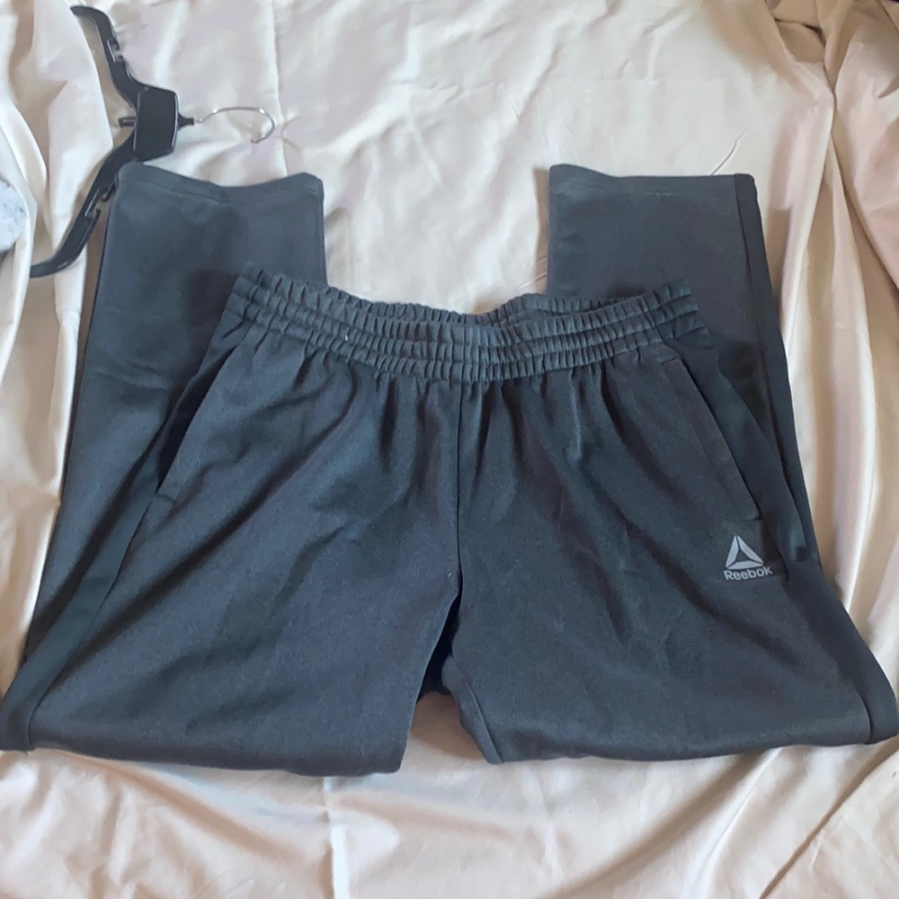 Reebok athletic pains with elastic waist